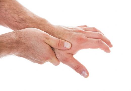 Sağ Baş Parmak Uyuşması Belirtileri ve Tedavisi